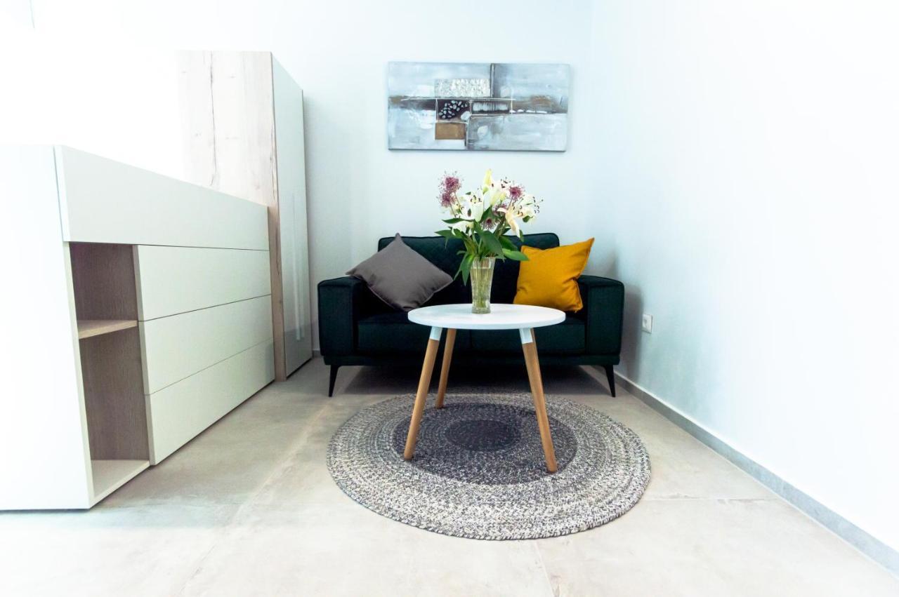 Studio Apartman Irma Cervar 波雷奇 外观 照片